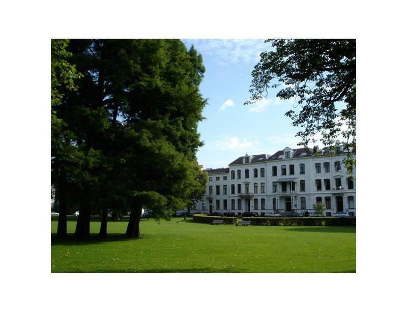 Bed & Breakfast Frans Hals Haarlem Bagian luar foto